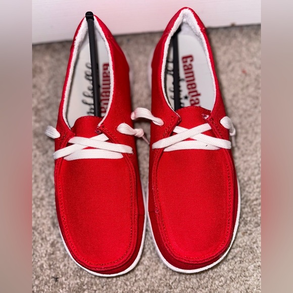 Gypsy jazz! Game day two slip ons with a comfort sole! Red and stylish!!! - Picture 2 of 4
